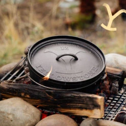 Lodge Yellowstone™ 12 Inch / 8 Quart Seasoned Cast Iron Deep Camp Dutch Oven -Zwiling Grill Shop 800X800 L12DCOYW 4
