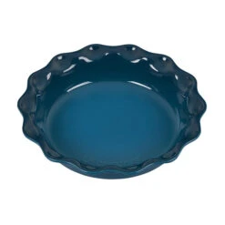 Le Creuset Heritage Pie Dish -Zwiling Grill Shop RS17020 HeritagePieDeepTeal 1 lpr