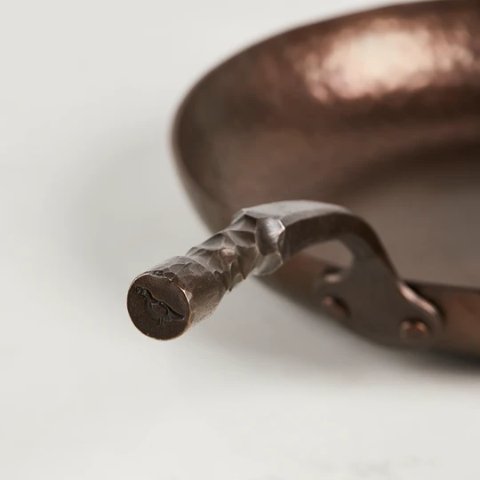 Smithey Ironware Deep Farmhouse Skillet 7 Smithey Ironware Deep Farmhouse Skillet - Image 7